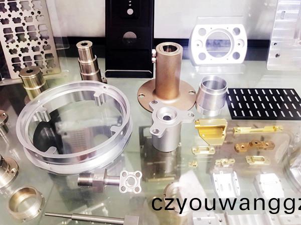 CNC精(jing)密加工(gong)，精(jing)度(du)最高(gao)達(dá)0.005mm